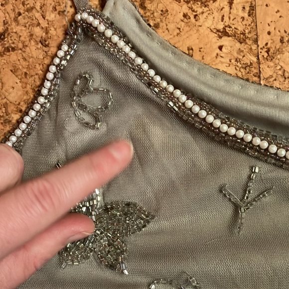 Gorgeous beaded crop top with scalloped hem - Picture 7 of 7